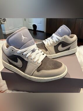 Jordan 1 Low in Light Grey and Taupe - NEVER WORN BRAND NEW